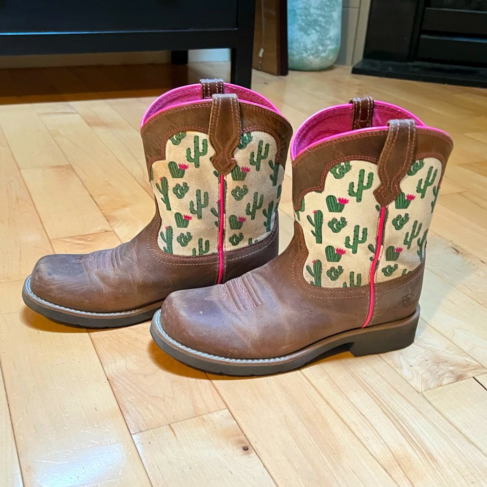 Ariat Fatbaby Cowboy Boots Riding Trail Horse Girls 5.5 Cactus Leather Barn 36.5